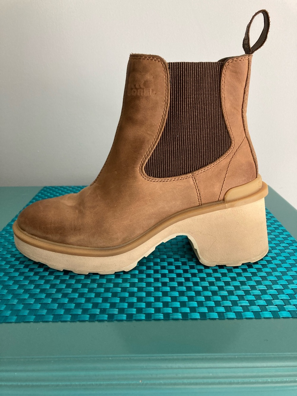 SOREL 'Hi-Line Heel Chelsea Waterproof Umber Brown Leather Boots Women 7
